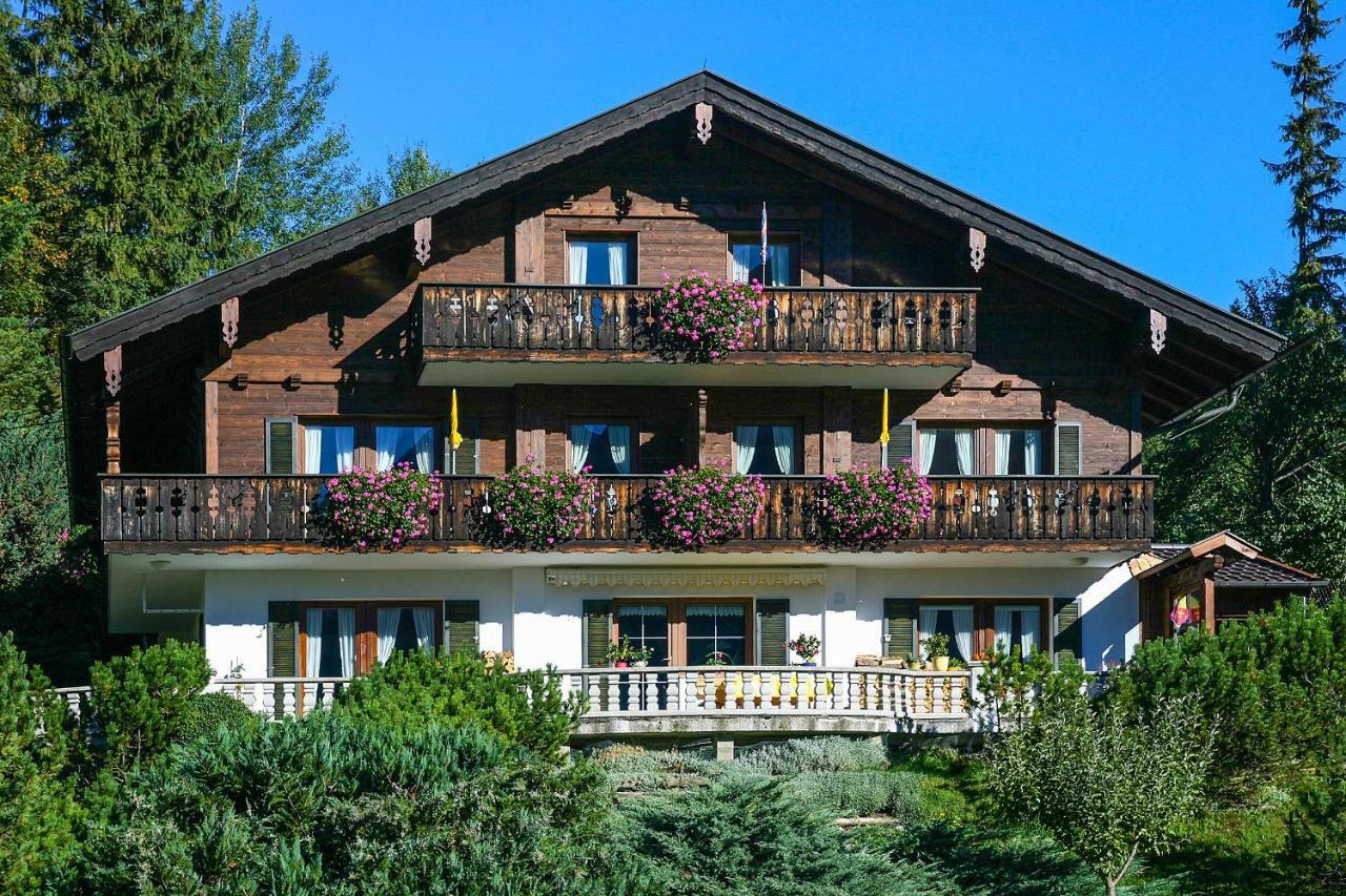 Gaestehaus Lipp Apartment Mittenwald Exterior photo